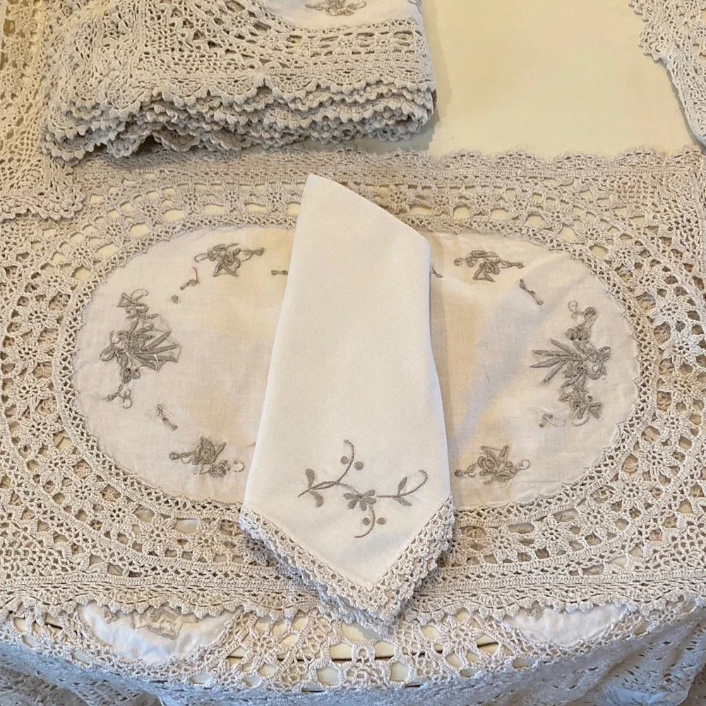 Crochet Round Tablecloth Placemat Napkin‎ Set for 10 Cottagecore French Country